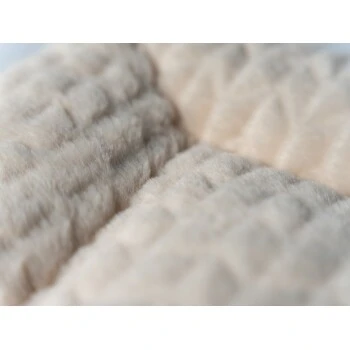 TrendPet Heaven Gefütterte Liegedecke Beige XS 6 TrendPet Heaven Gefütterte Liegedecke Beige XS – Bild 4